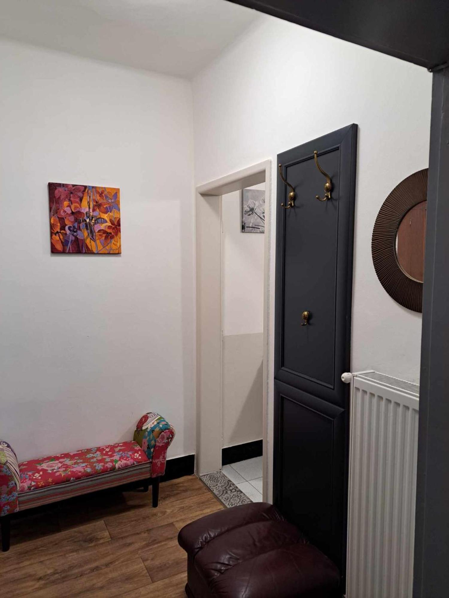 Appartamento Cozy Town Center Retreat Komárno Esterno foto