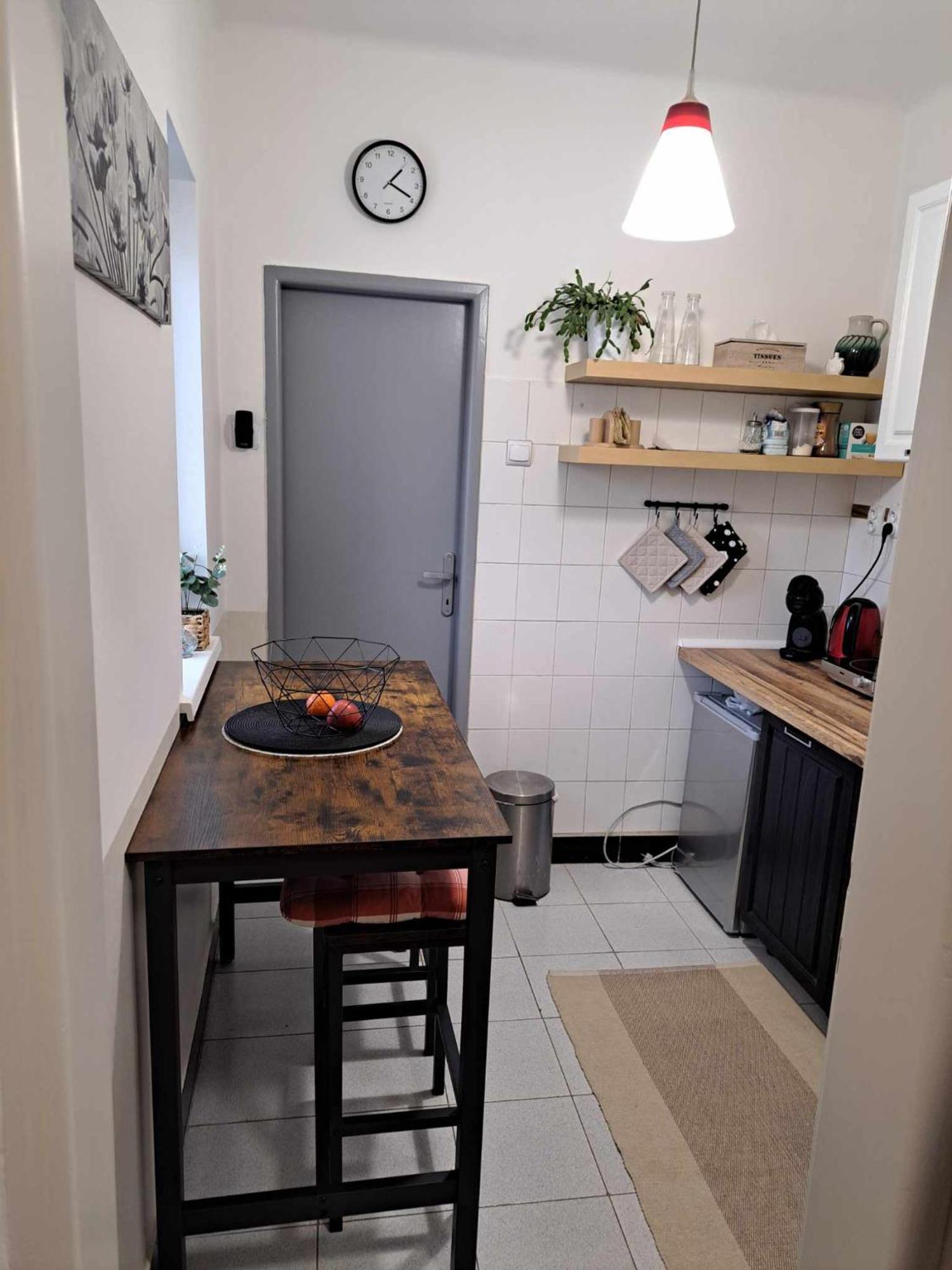 Appartamento Cozy Town Center Retreat Komárno Esterno foto
